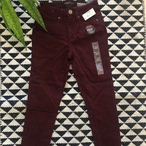 High Waisted Jegging